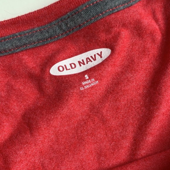 OLD NAVY Snoopy Woodstock Seasons Greetings Holiday Peanuts T-Shirt Size Small - Picture 6 of 9